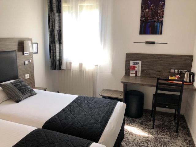 The Originals City Hotel, Aeroport Beauvais Buitenkant foto