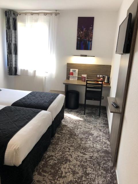 The Originals City Hotel, Aeroport Beauvais Buitenkant foto