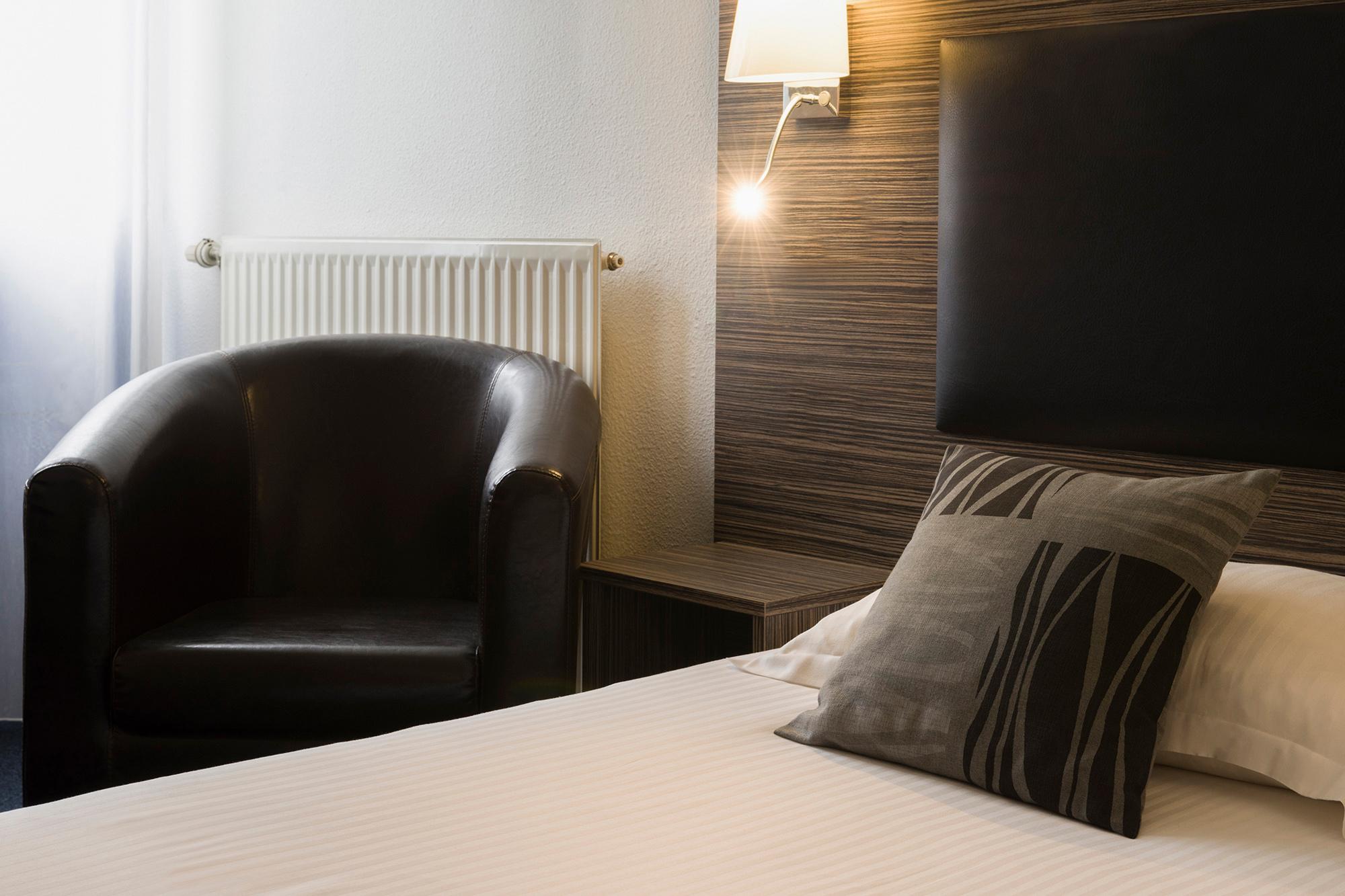 The Originals City Hotel, Aeroport Beauvais Buitenkant foto