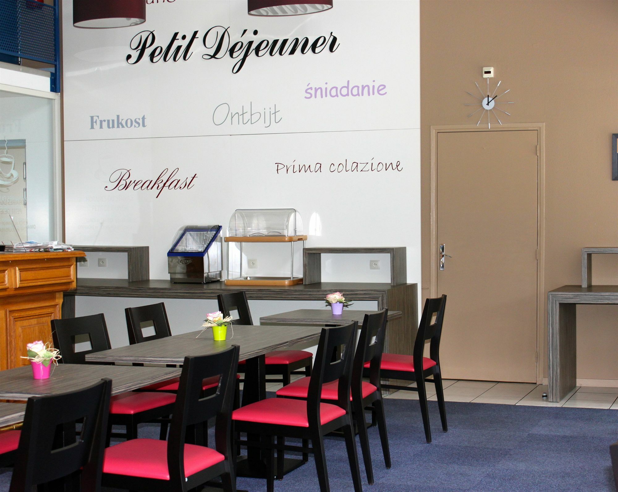 The Originals City Hotel, Aeroport Beauvais Buitenkant foto